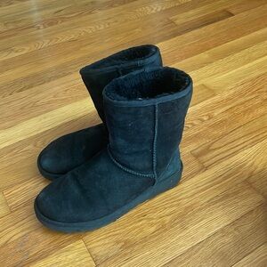 Ugg Classic Black Boot Size 9 Great Condition